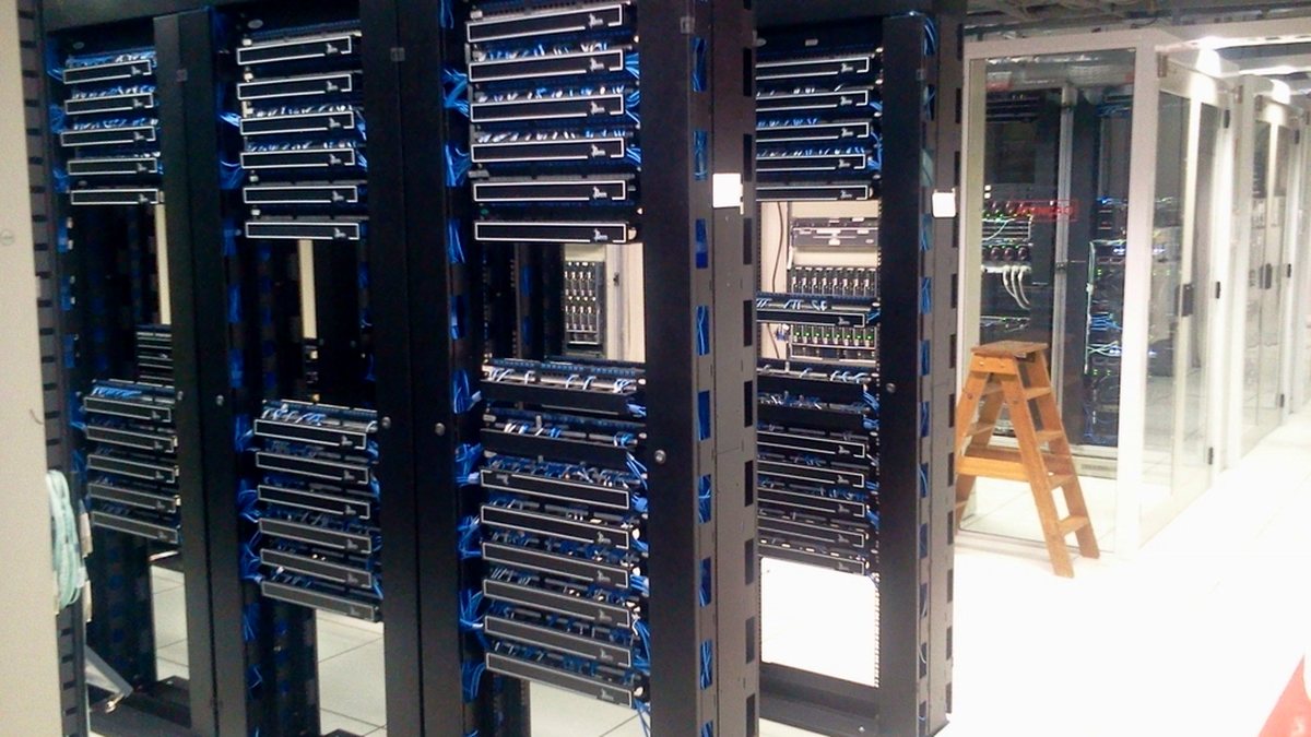 Кто может разработать модель угроз: нужна ли лицензия ФСТЭК в Волгограде